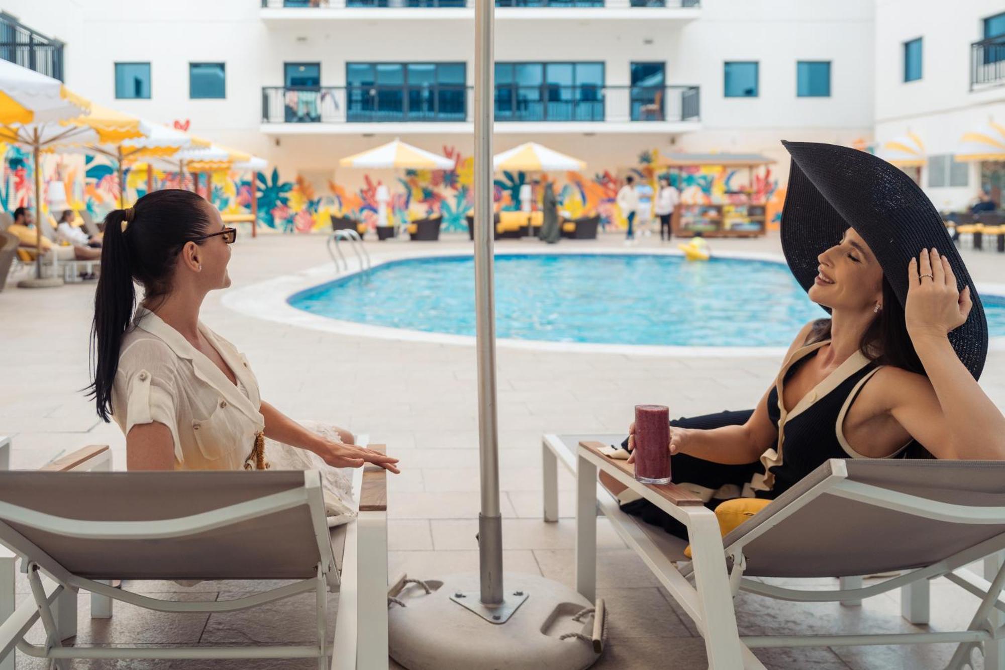 Golden Sands Suites Dubai Eksteriør bilde