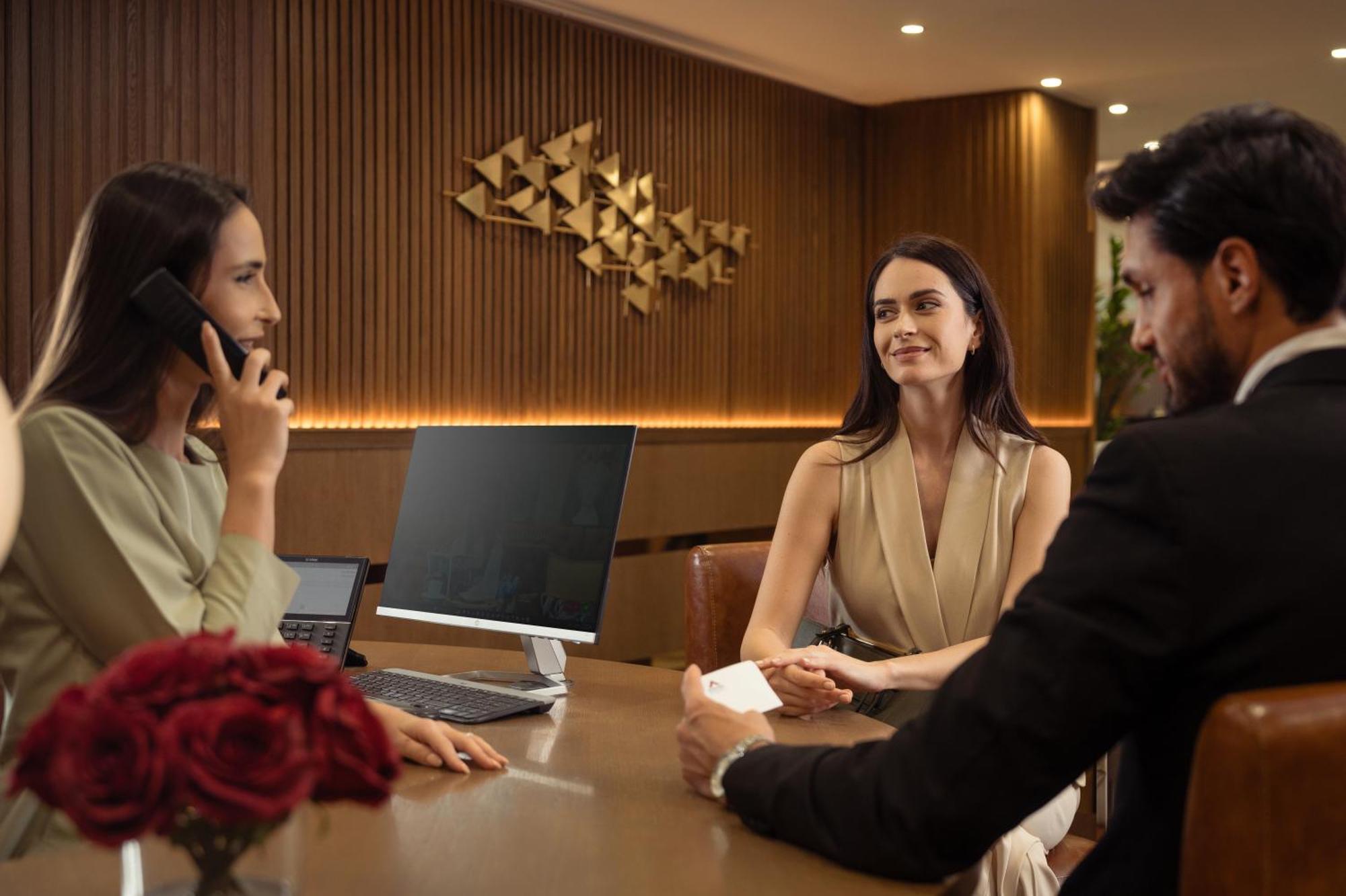 Golden Sands Suites Dubai Eksteriør bilde